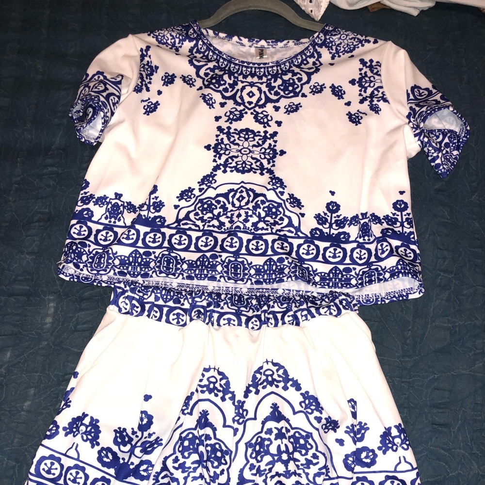 NWT two piece set